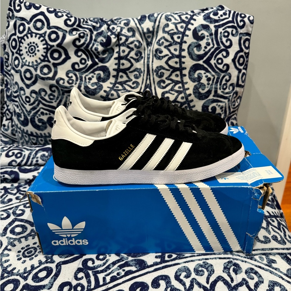 ADIDAS - Picture 5 of 7